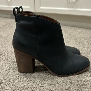 BP BRAND Black ankle boot